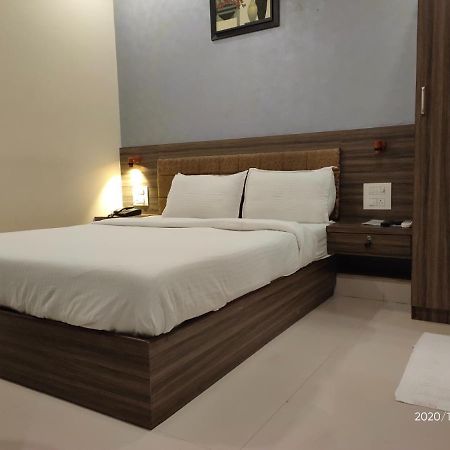 Orange International-Santacruz Hotel Mumbai Kültér fotó