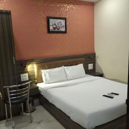 Orange International-Santacruz Hotel Mumbai Kültér fotó