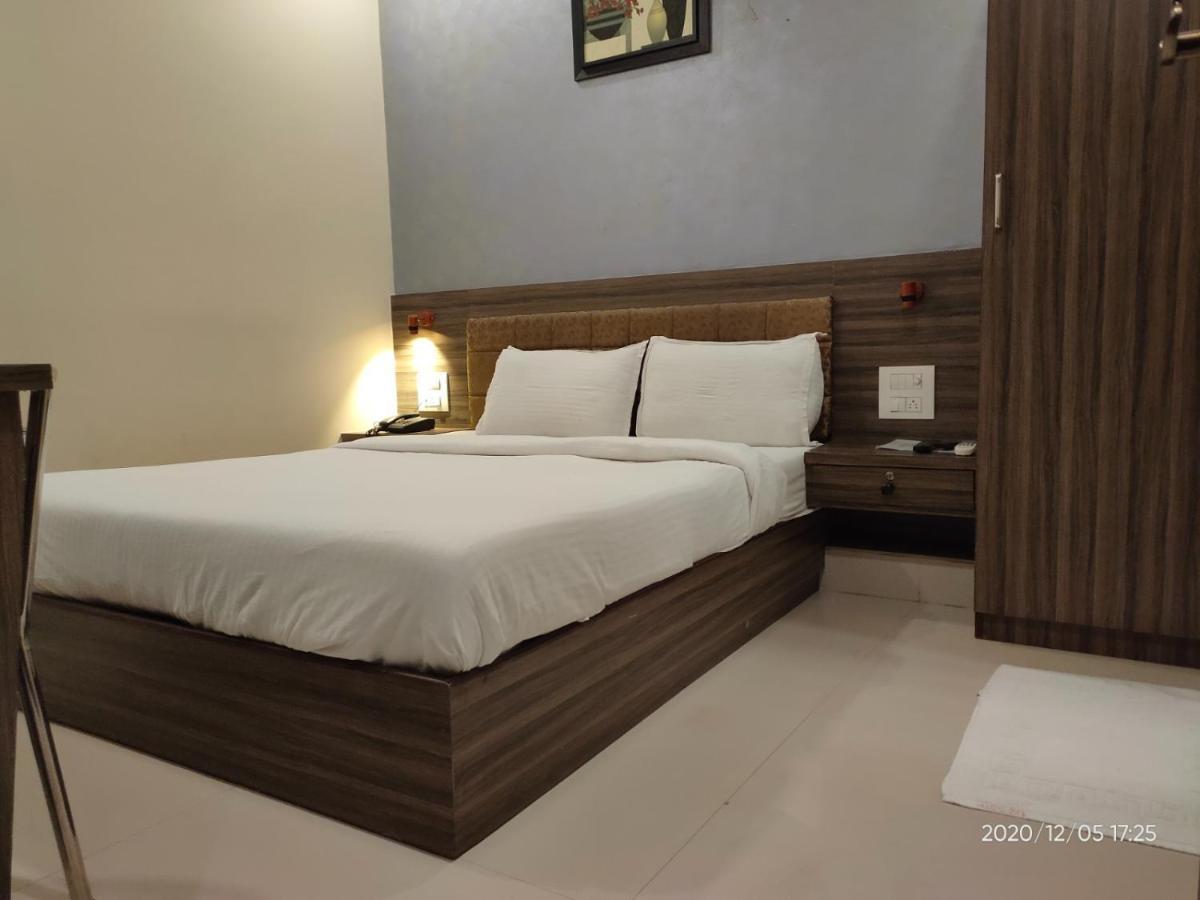 Orange International-Santacruz Hotel Mumbai Kültér fotó
